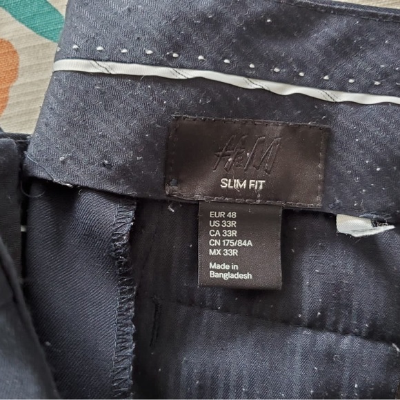 Men Suit H&M with two pairs of pants - Picture 2 of 4